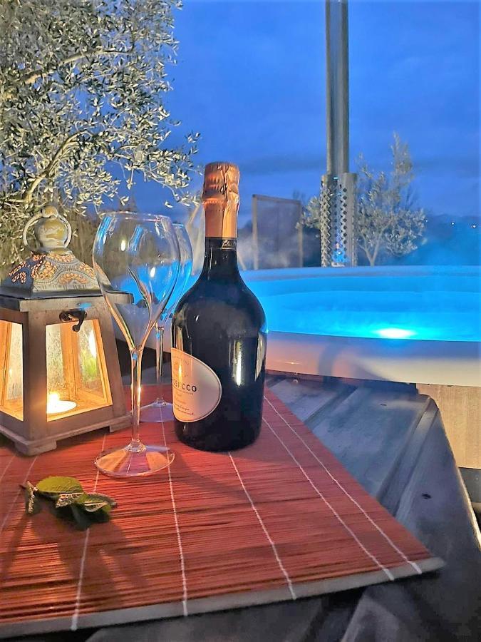 2 Cuori E 1 Yurta Glamping In Tuscany - Adults Only Asciano Exterior foto